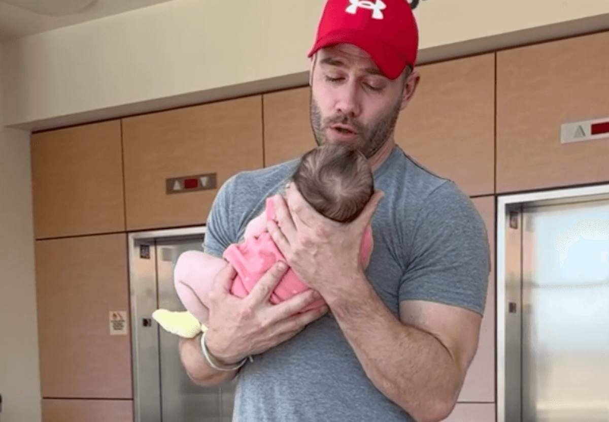 Luke Macfarlane e Hig Roberts sono diventati papà