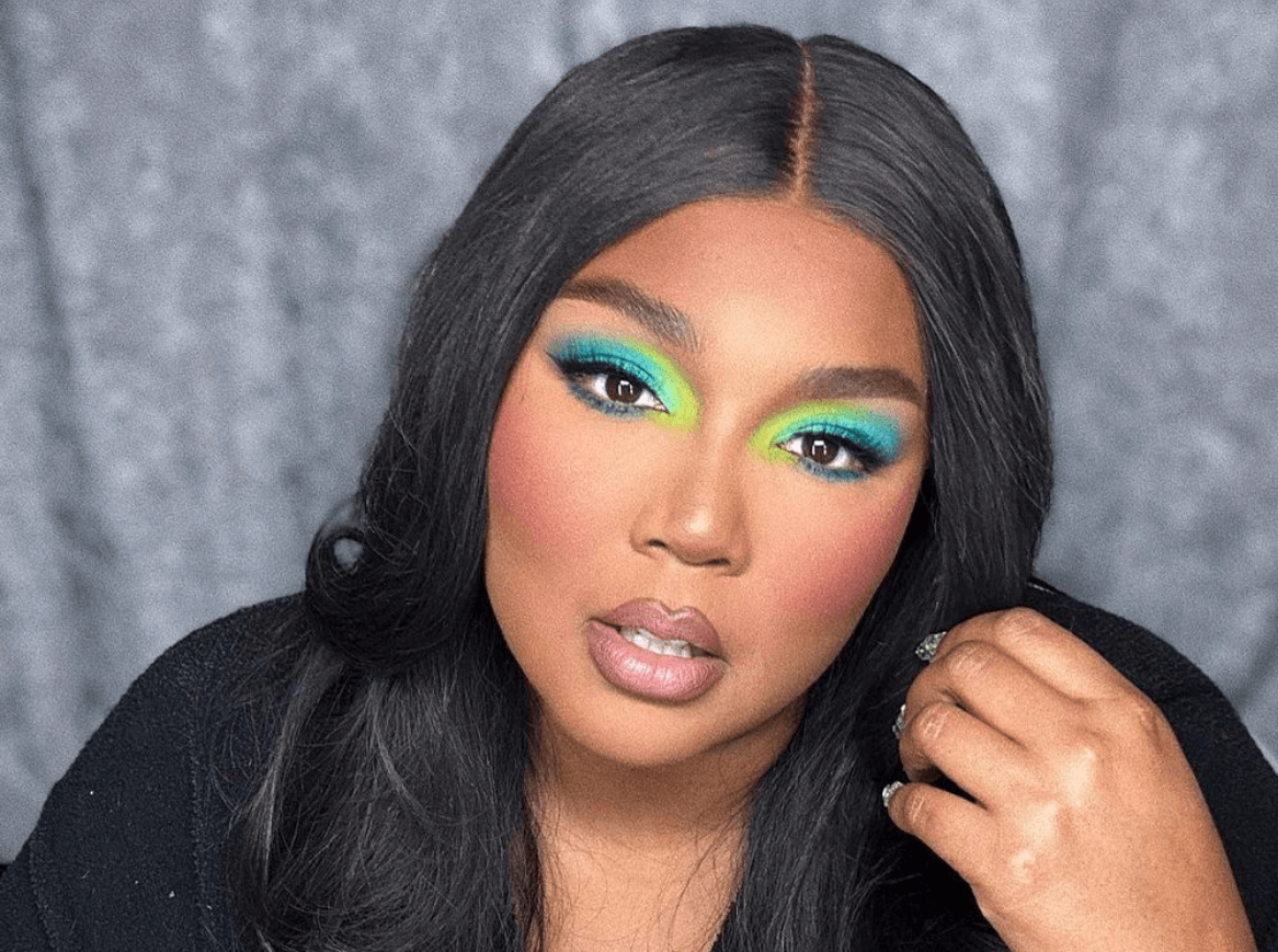 Lizzo supporta la comunità transgender e dona 50,000 dollari al Marsha P. Johnson Institute