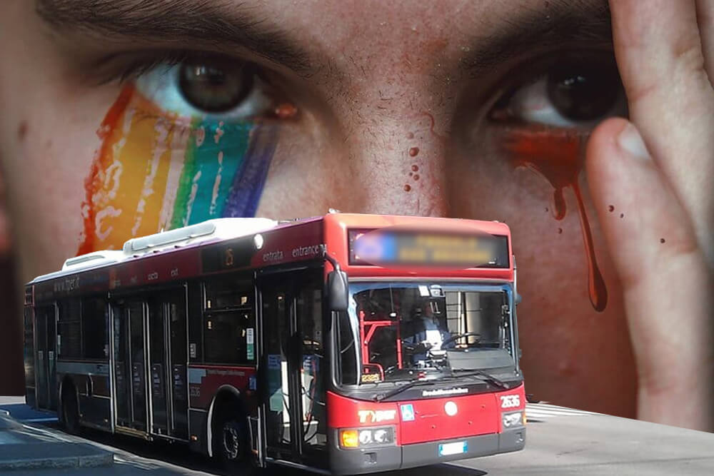 Bologna, due ragazzi gay derisi e insultati sul bus dal branco omofobo