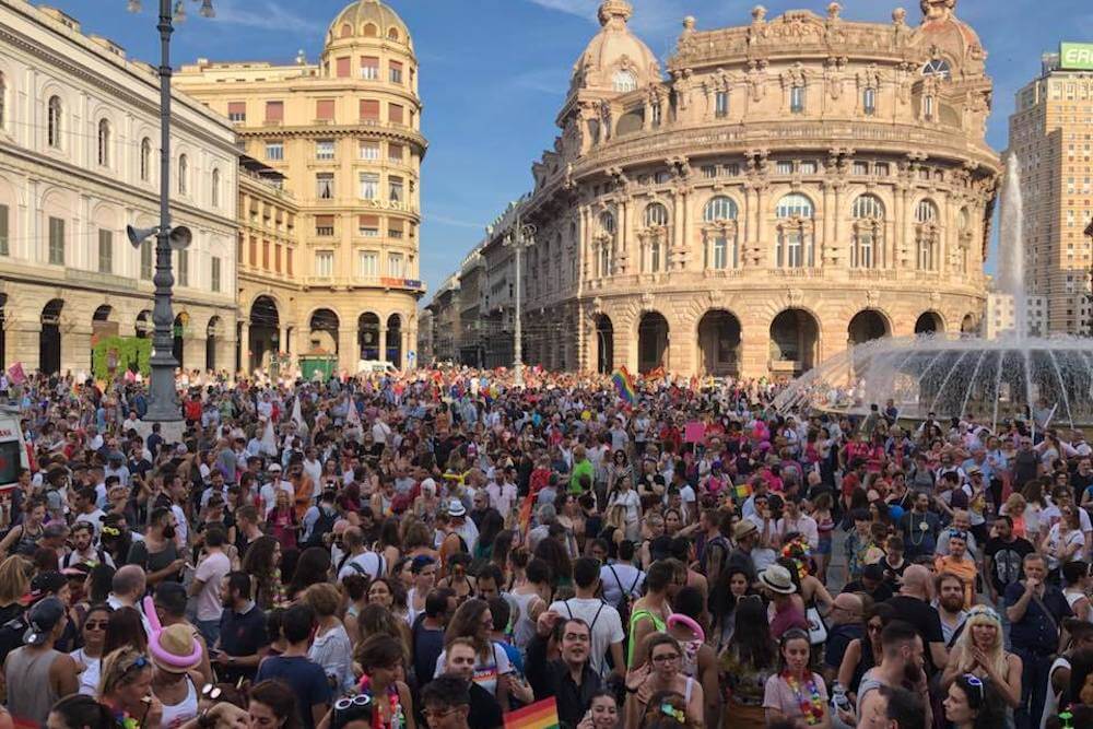 Il Liguria Pride 2023 celebra i corpi disobbedienti e irriverenti: “Non c’è futuro senza diritti sociali e civili”.