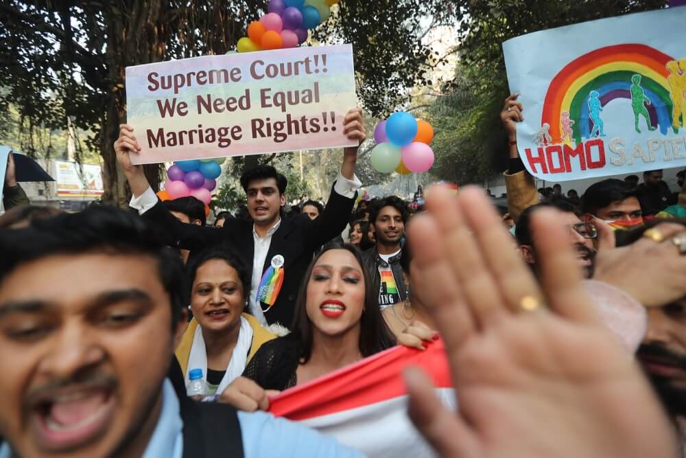 India, il 53% della popolazione favorevole al matrimonio egualitario, il 3 Luglio la decisione della Corte Suprema