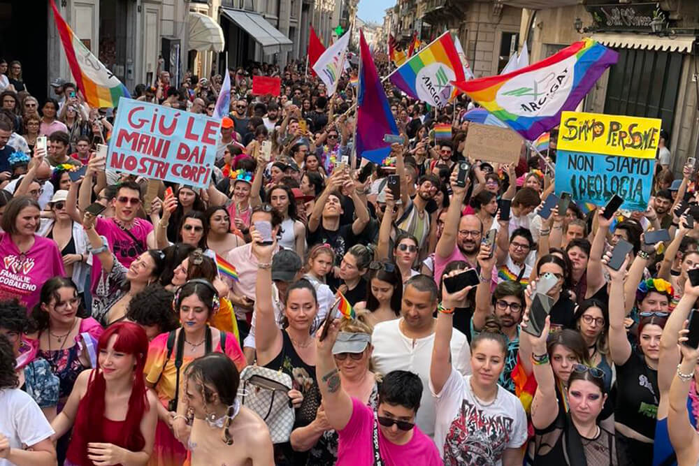Pride 2023, Trento, Pavia e Padova invase dall’amore multicolore LGBTQIA+: cronaca e foto – GALLERY