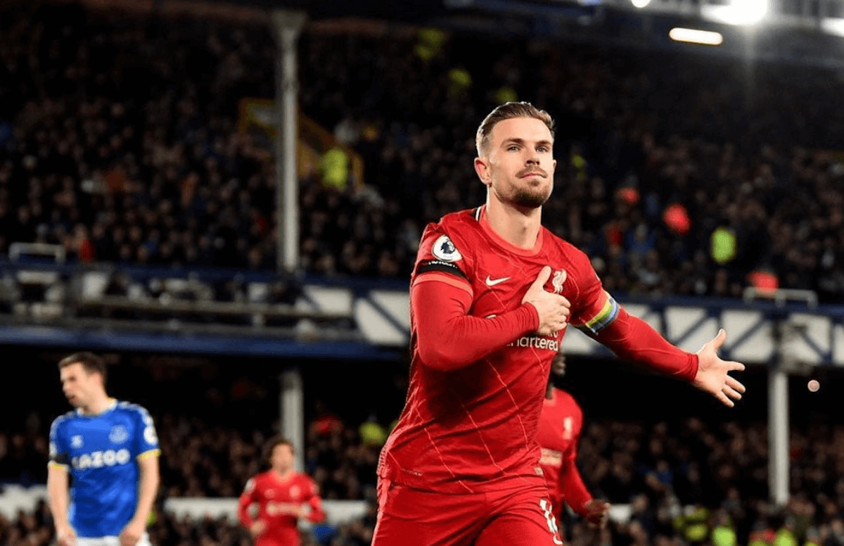 Jordan Henderson, il capitano del Liverpool paladino dei diritti LGBTQIA+ va a giocare in Arabia. È polemica - Jordan Henderson gay - Gay.it