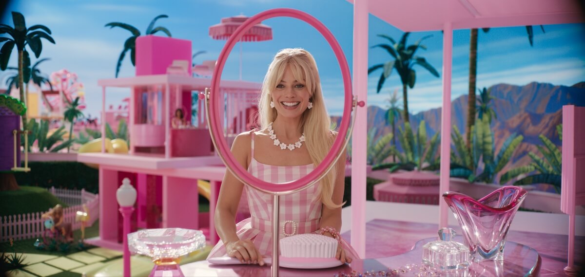 Ken è gay e Barbie è lesbica nel film live-action? Risponde Margot Robbie - VIDEO - Ken di Barbie e gay 2 - Gay.it