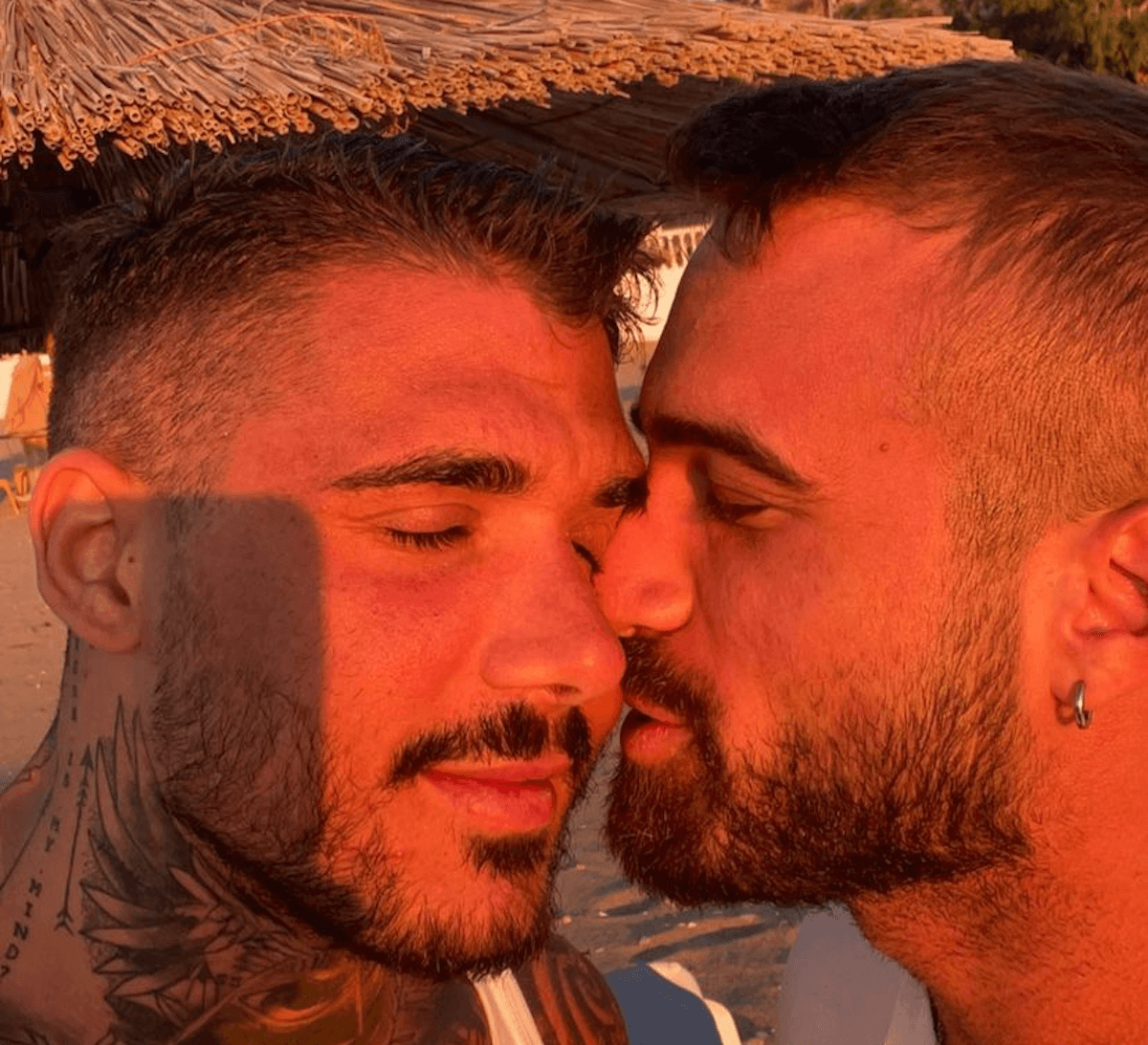 Manuel Pirelli e la storia d’amore con Alex Migliorini: “Ho sempre saputo di essere gay, ma è stato complicato ammetterlo”