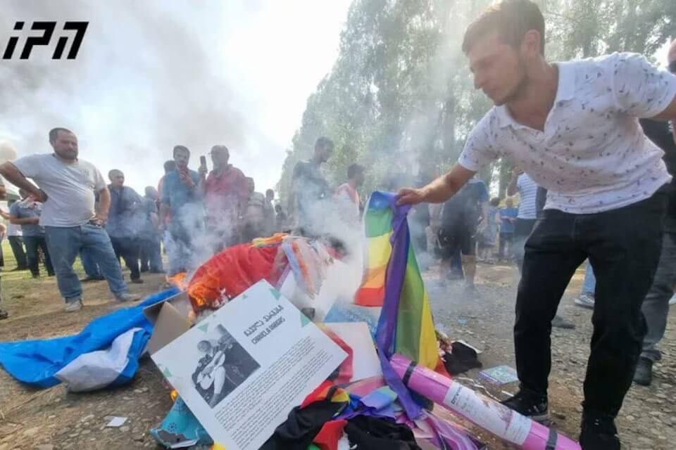 Georgia, l'estrema destra all'assalto del Pride di Tbilisi. Evento cancellato, critiche alla polizia - VIDEO - TbilisiPride - Gay.it
