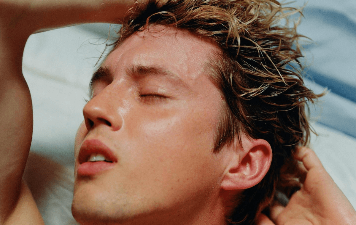 Troye Sivan: “Le app di dating mi deprimono”