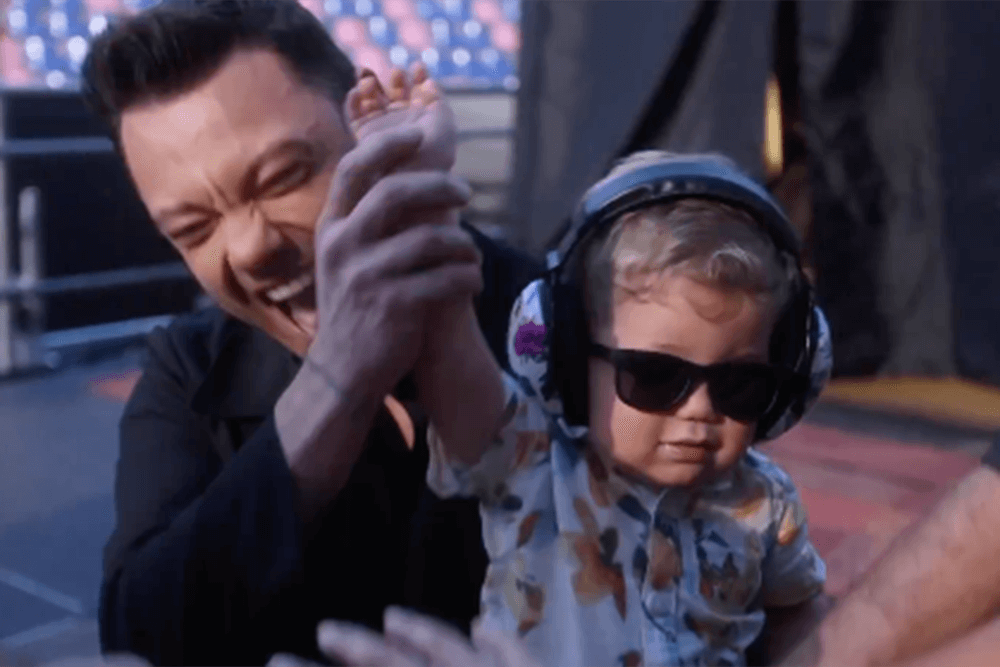 Tiziano Ferro ha un nodulo alle corde vocali, sarà operato