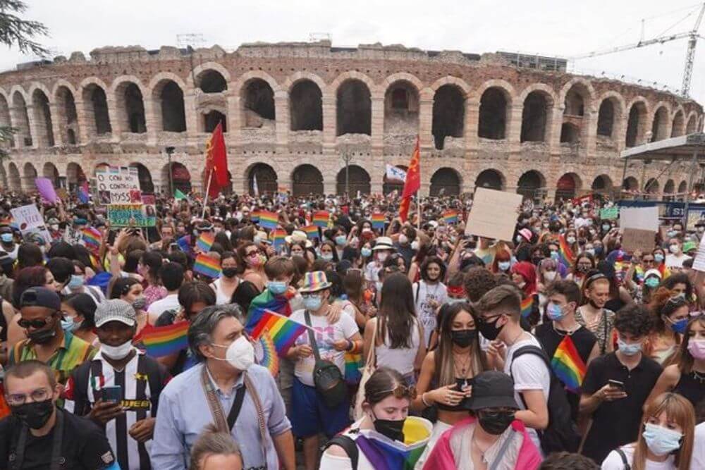 “Non siamo dispostɜ a retrocedere su quanto è stato ottenuto”, il Verona Pride 2023 sabato 8 luglio – INTERVISTA