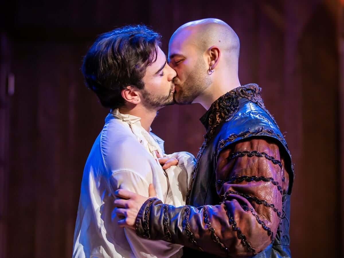 Foto dallo spettacolo Stardust (credit: Pamela Raith Photography)