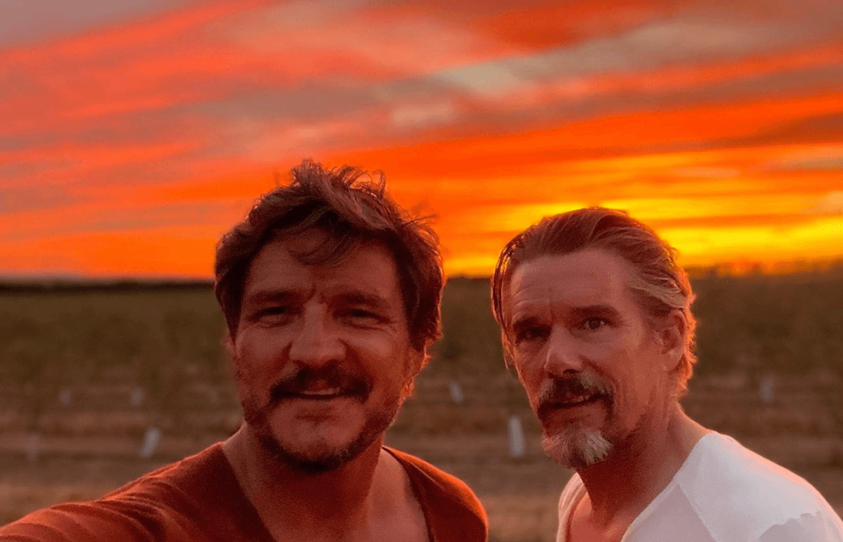 Ethan Hawke e Pedro Pascal