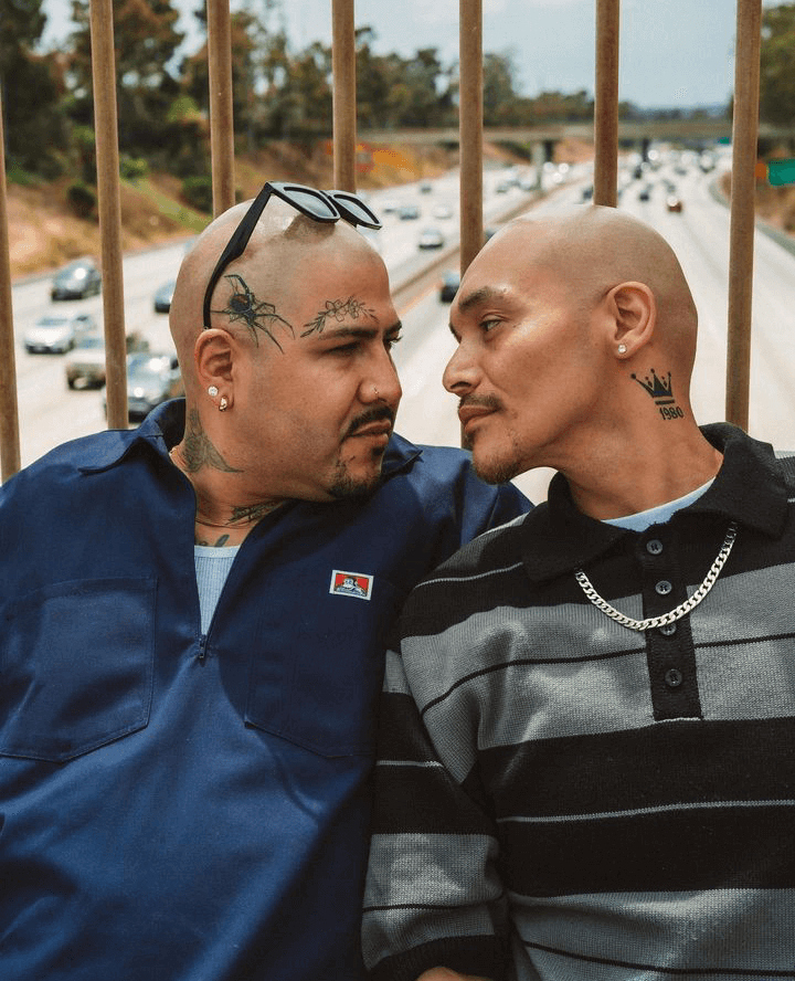 "Abbraccia chi sei e impara ad amare te stesso ora", ecco Trino e Adam, coppia gay tra i macho messicani - Screenshot 20230822 1552552 - Gay.it
