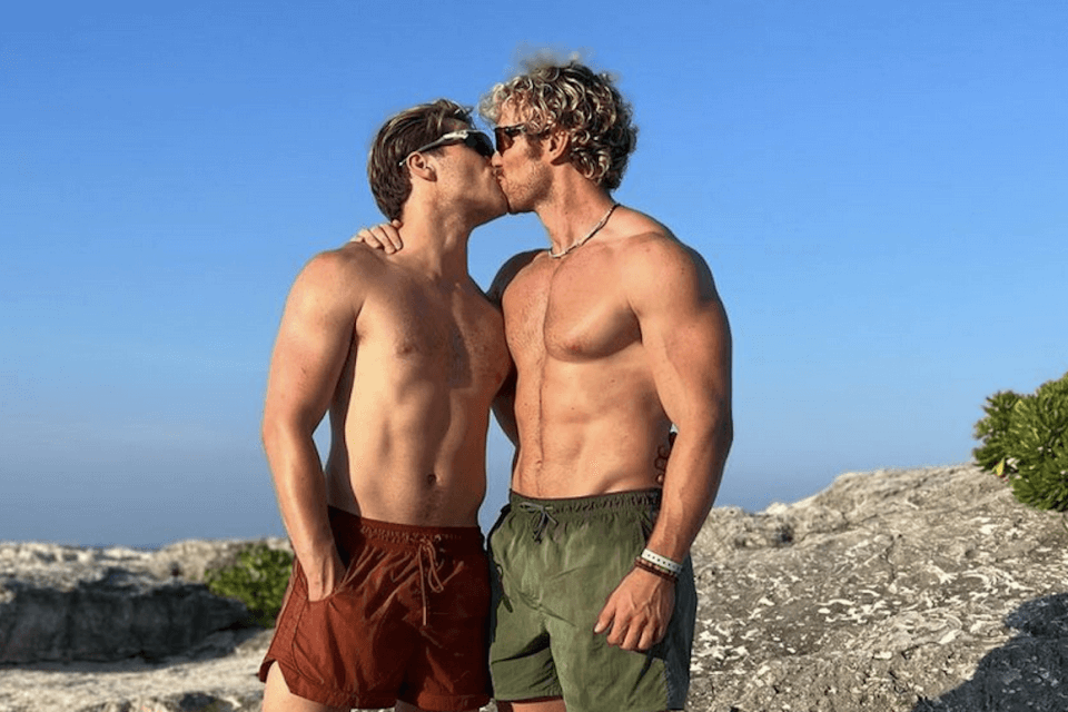 Zane Phillips e Froy Guiterrez, prima vacanza d'amore per i due attori. Le foto social - Zane Phillips e Froy Guiterrez 0 - Gay.it