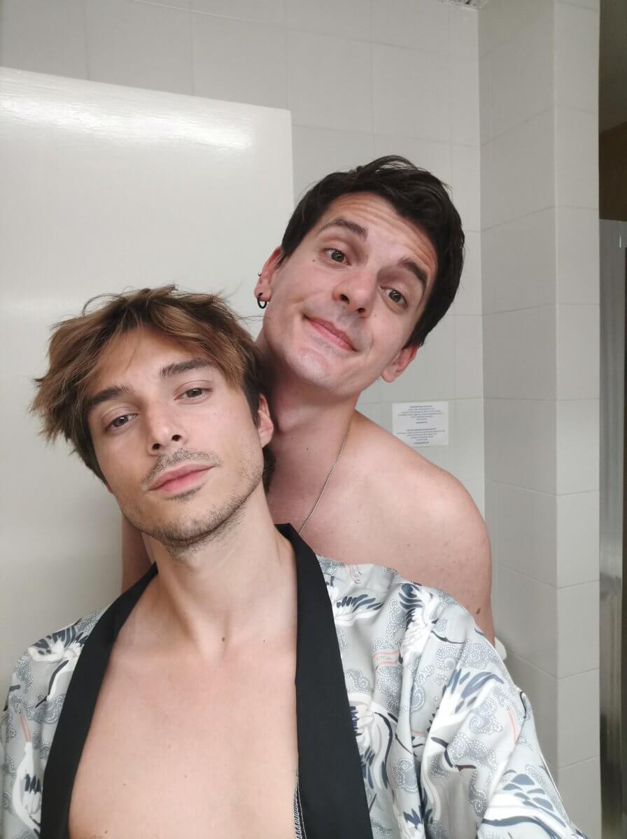 100% Italia, Dario e Giorgio tornano da campioni innamorati e vincono altri 35.000 euro - Dario Guidi e Giorgio Luongo 3 - Gay.it