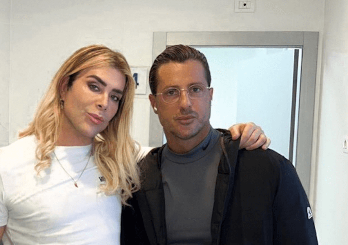 Giacomo Urtis rivela di essere in transizione e replica a Fabrizio Corona: “Voleva sposarmi, ci avevo creduto”