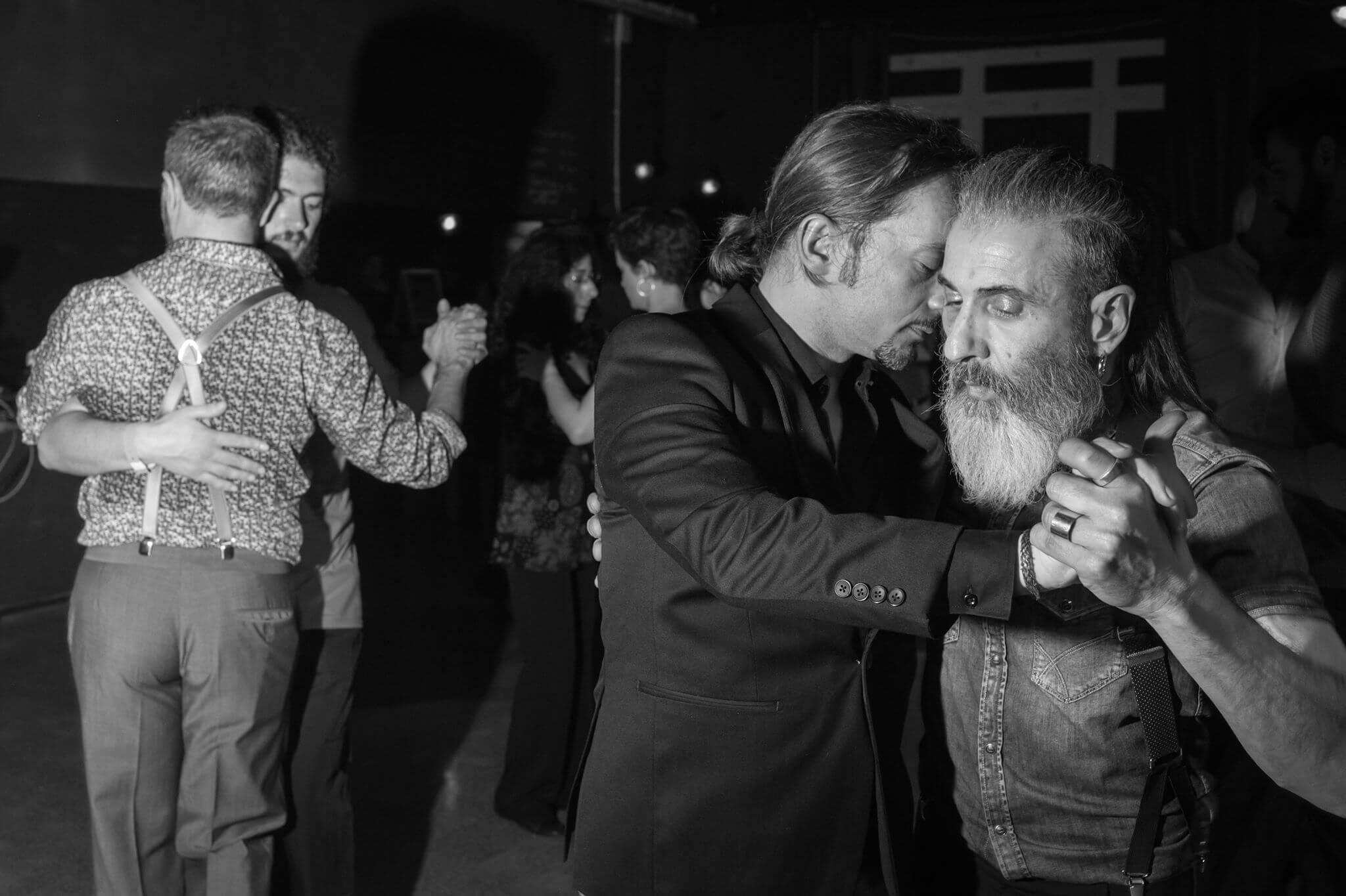 Tango Queer Roma: il ballo fluido e liberato dagli stereotipi - 20776770 1449016558493463 6009997137853406272 o - Gay.it
