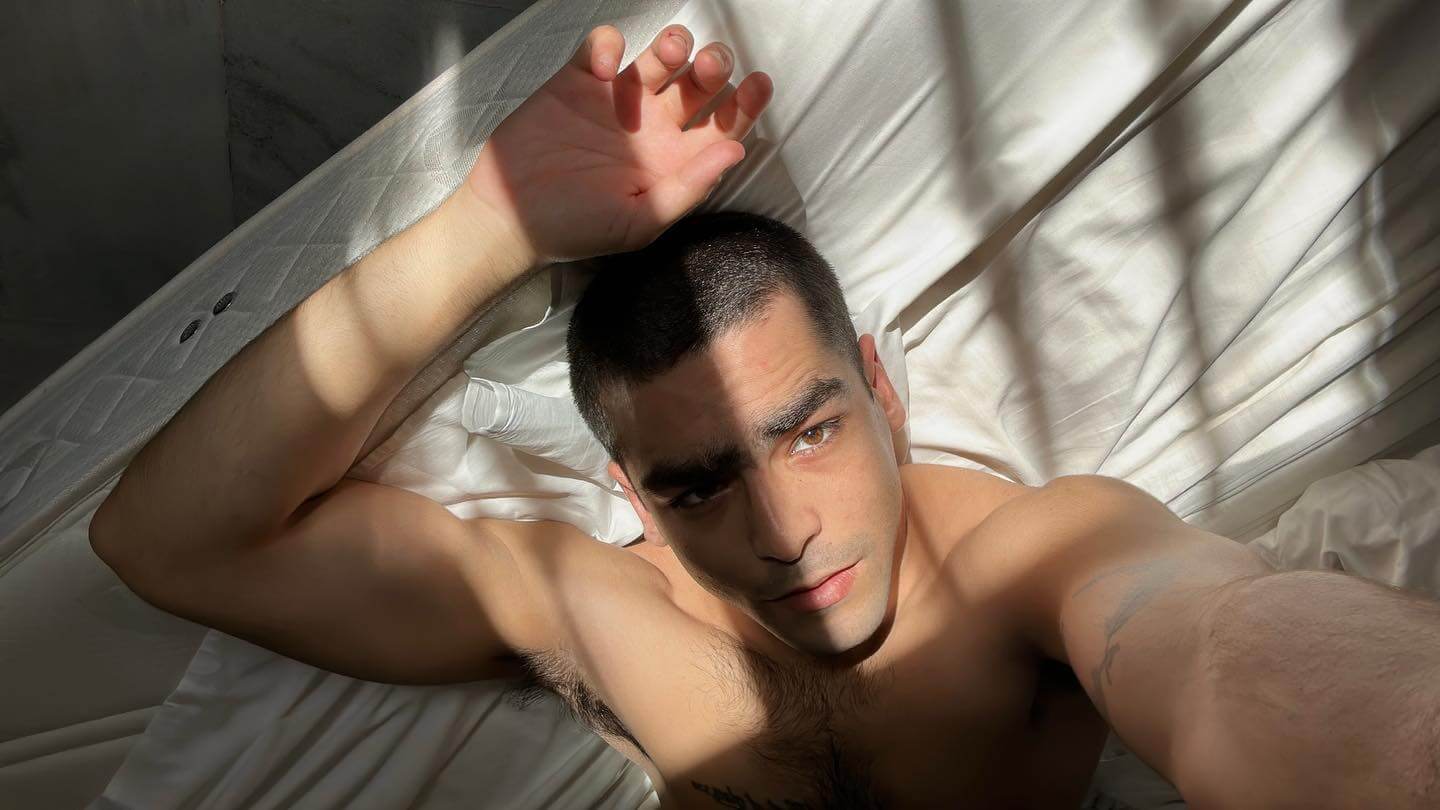 Omar Ayuso Gay.it