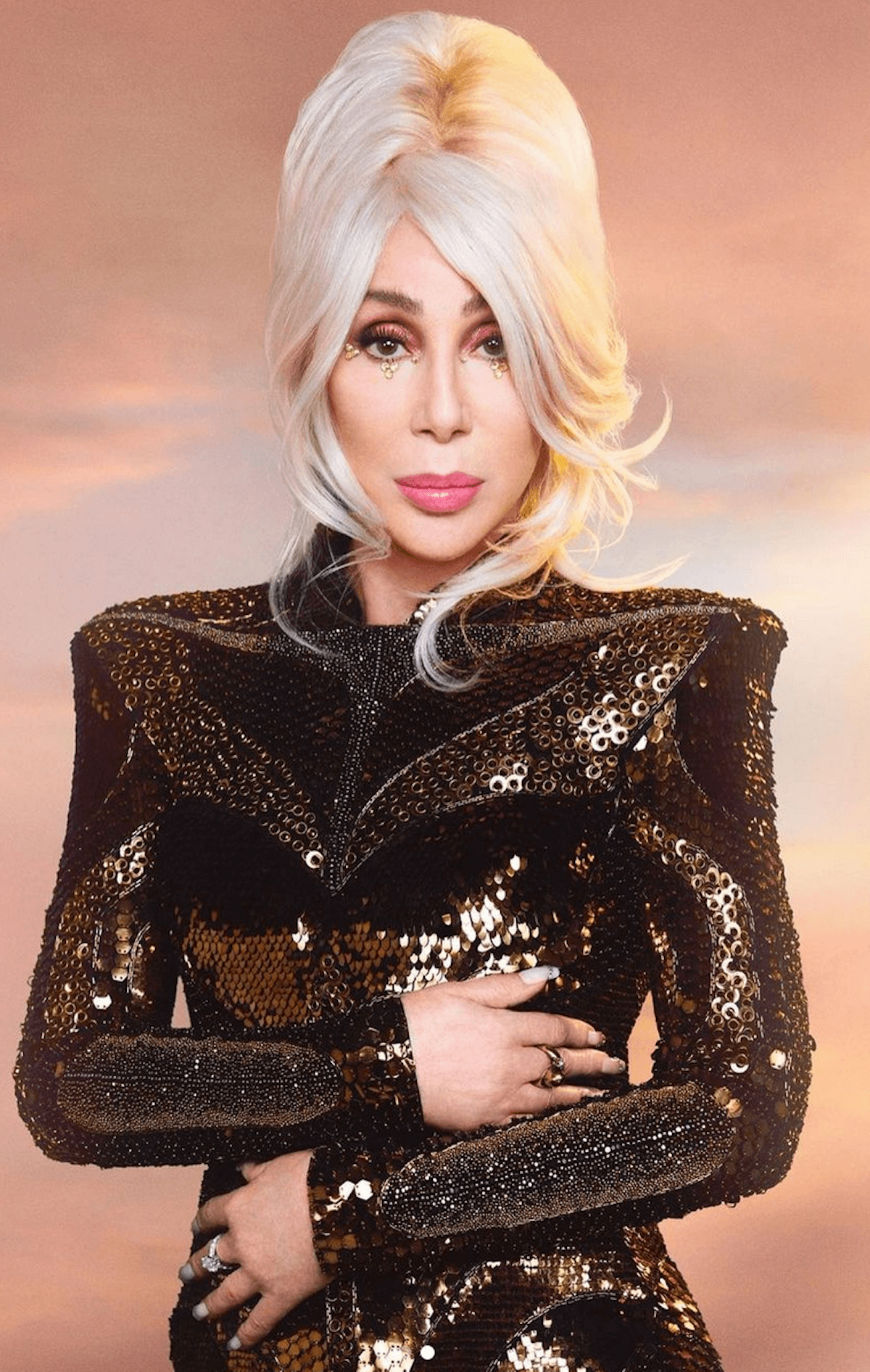 Cher: "Ho visto i primi uomini gay all'età di 9 anni, e mi domandai perché non fossero tutti così" - Cher per Paper Magazine 2 - Gay.it