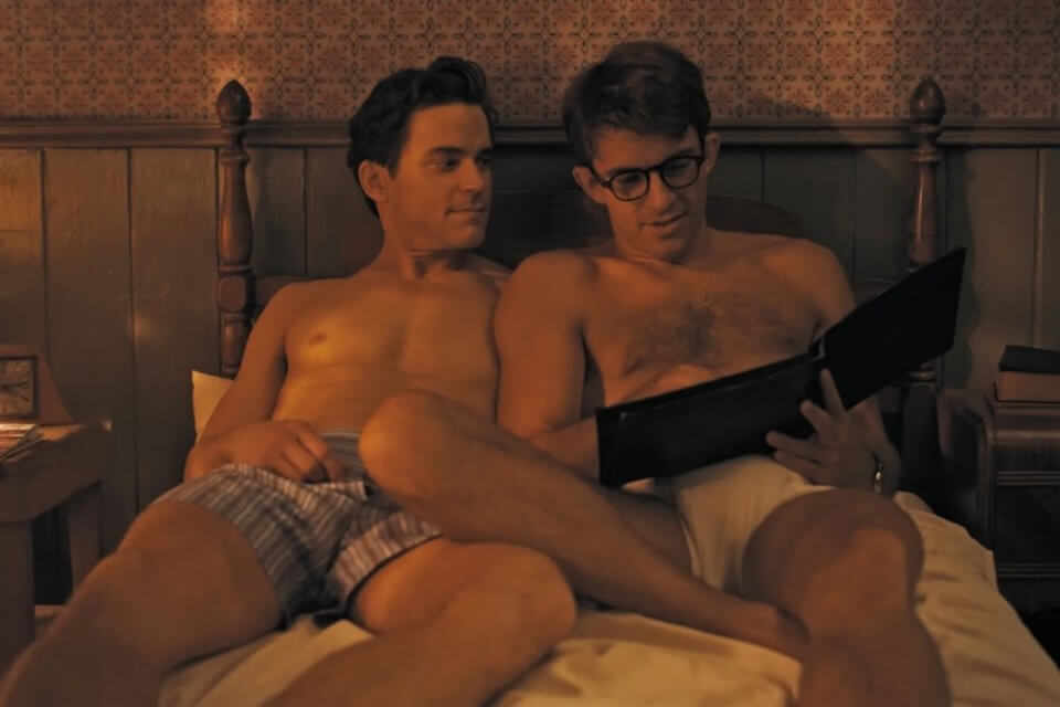 Compagni di Viaggio, la scena di Jonathan Bailey che succhia le dita dei piedi di Matt Bomer fa impazzire il web - VIDEO - Compagni di Viaggio - Gay.it
