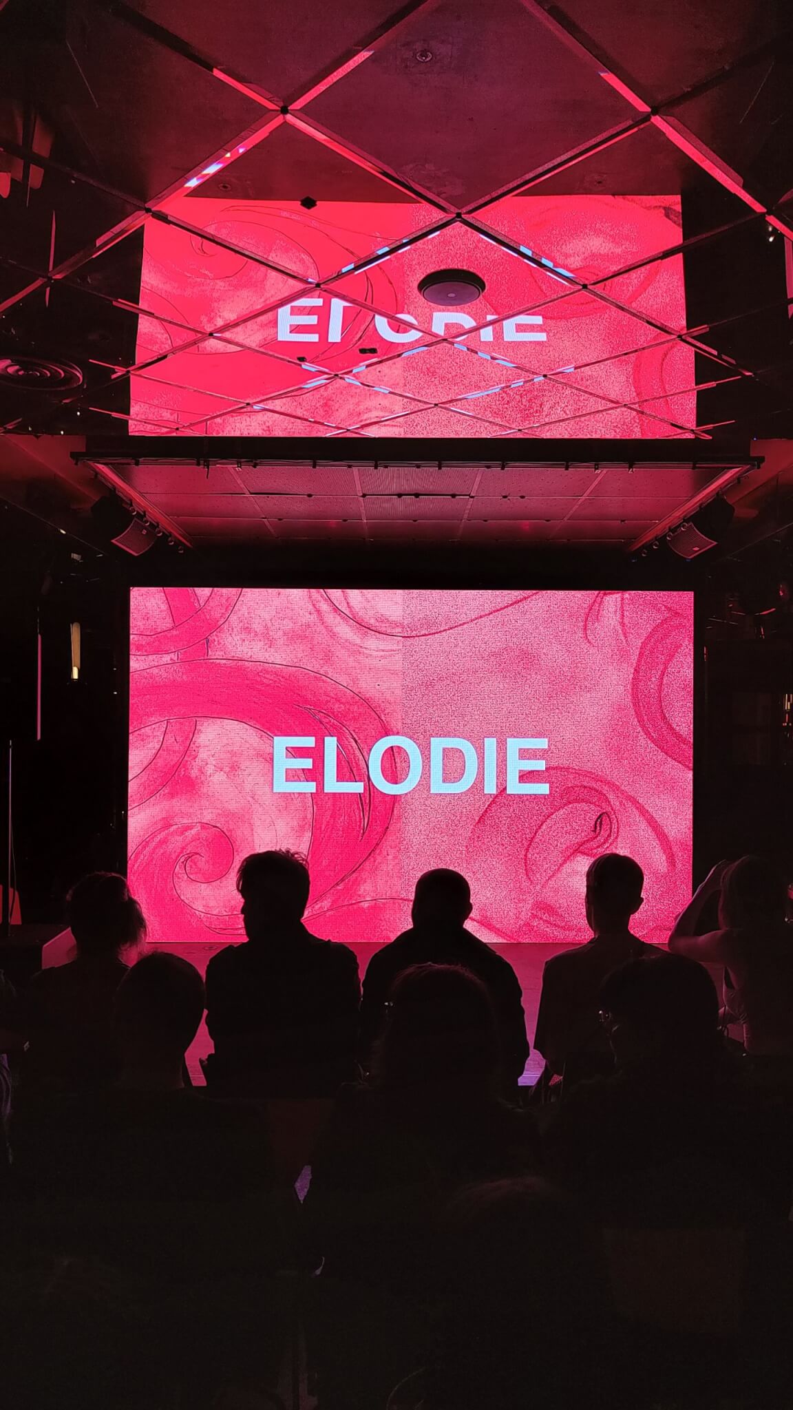 "Ora non ho più paura", Elodie presenta il suo nuovo progetto "Red Light" - IMG20231005120124 scaled - Gay.it