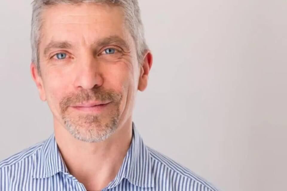 Difesa dei diritti LGBTIQA+ in Europa: eletto Graeme Reid in SOGI, ecco chi è e di cosa si occupa