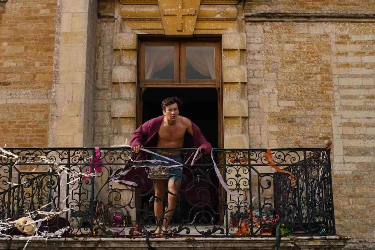 Saltburn, recensione. Barry Keoghan e Jacob Elordi tra sesso, bugie e satira sociale - saltburn - Gay.it