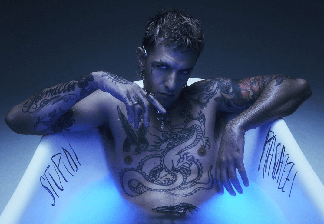 Chi ci sarà al Concerto del Primo Maggio 2024: Achille Lauro, LRDL, Malika Ayane, Rose Villain e con Mace potrebbe esserci Marco Mengoni - Achille Lauro . Stupidi Ragazzi - Gay.it