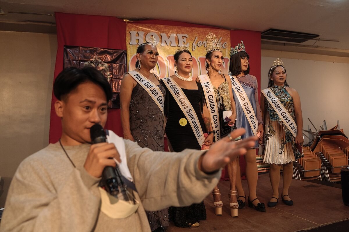 Ungheria, mostra del World Press Photo vietata ai minori perché ci sono scatti raffiguranti drag queen
