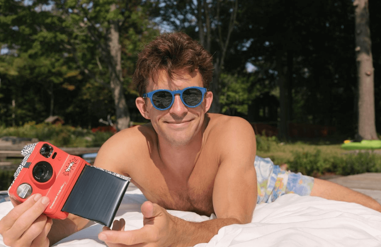 Jonathan Bailey ha capito di essere gay “all’età di 11 anni”