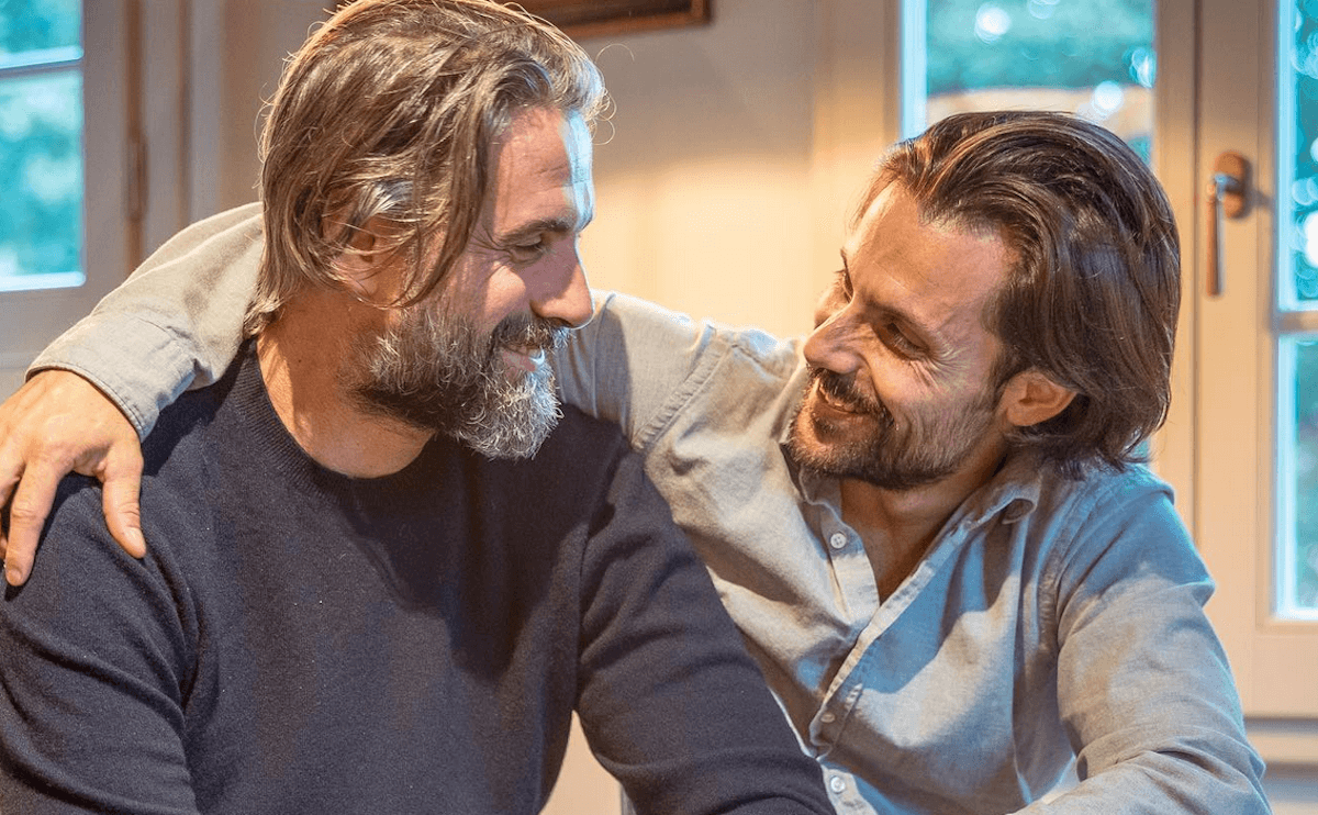Luca Calvani, la bellissima dichiarazione d’amore al compagno Alessandro: “Alla nostra avventura infinita!”