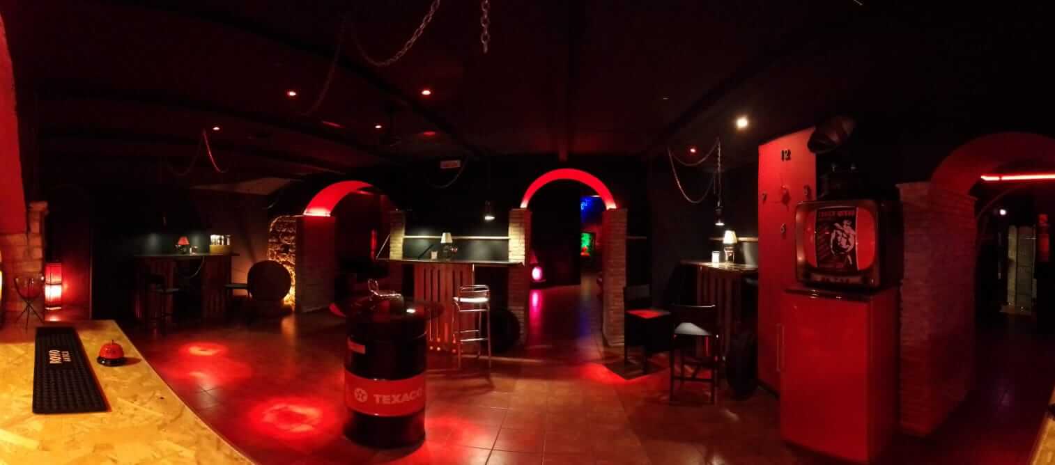 codice rosso, cruising club a catania, locali gay 