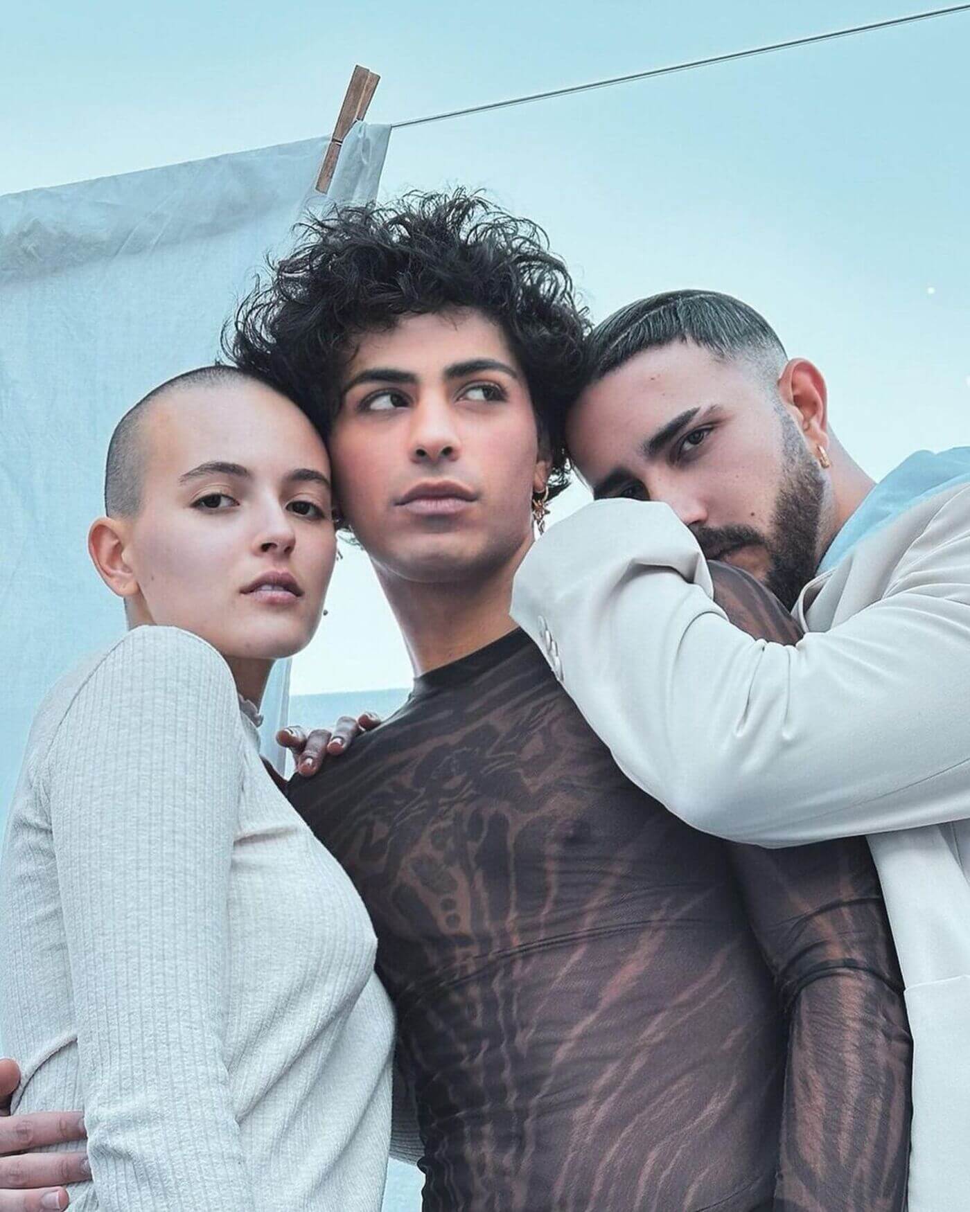 Blue Phelix, Yosef e Schiuma in "Bandiera Bianca"