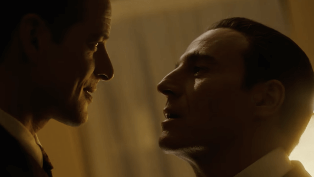 Cristóbal Balenciaga, il primo trailer della serie che esploderà l’identità queer dello stilista