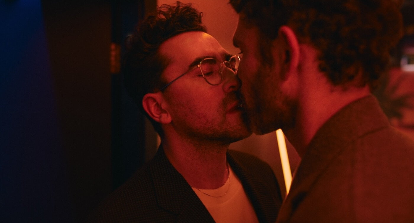Dopo Oliver - Good Grief, primo trailer italiano del dramedy con Dan Levy in lutto per la morte di suo marito Luke Evans - Good Grief n 00 53 28 11r - Gay.it