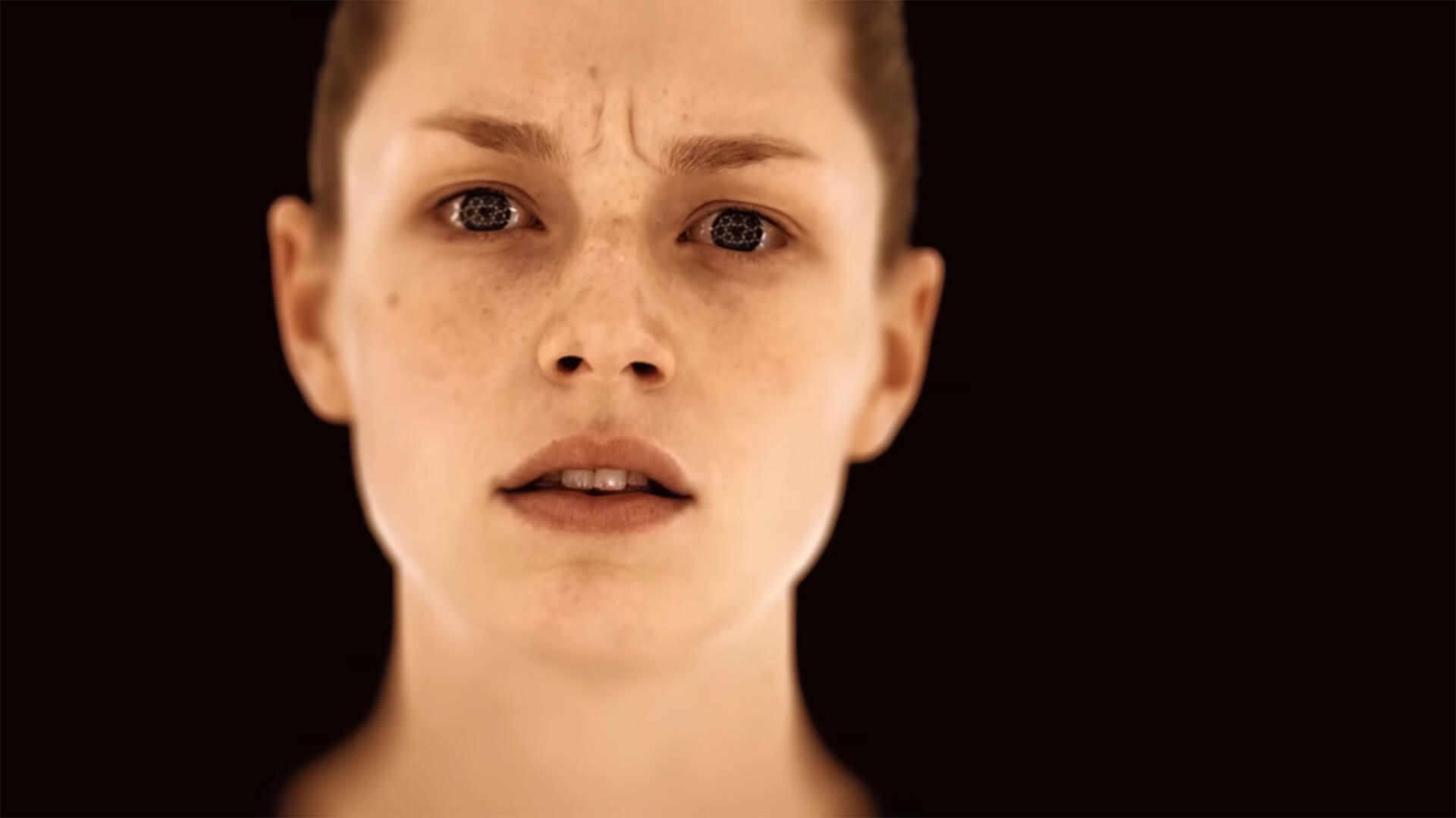 L'attrice transgenere Hunter Schafer protagonista del videogioco OD realizzato in collaborazione con il regista Jordan Peele e annunciato a The Game Awards