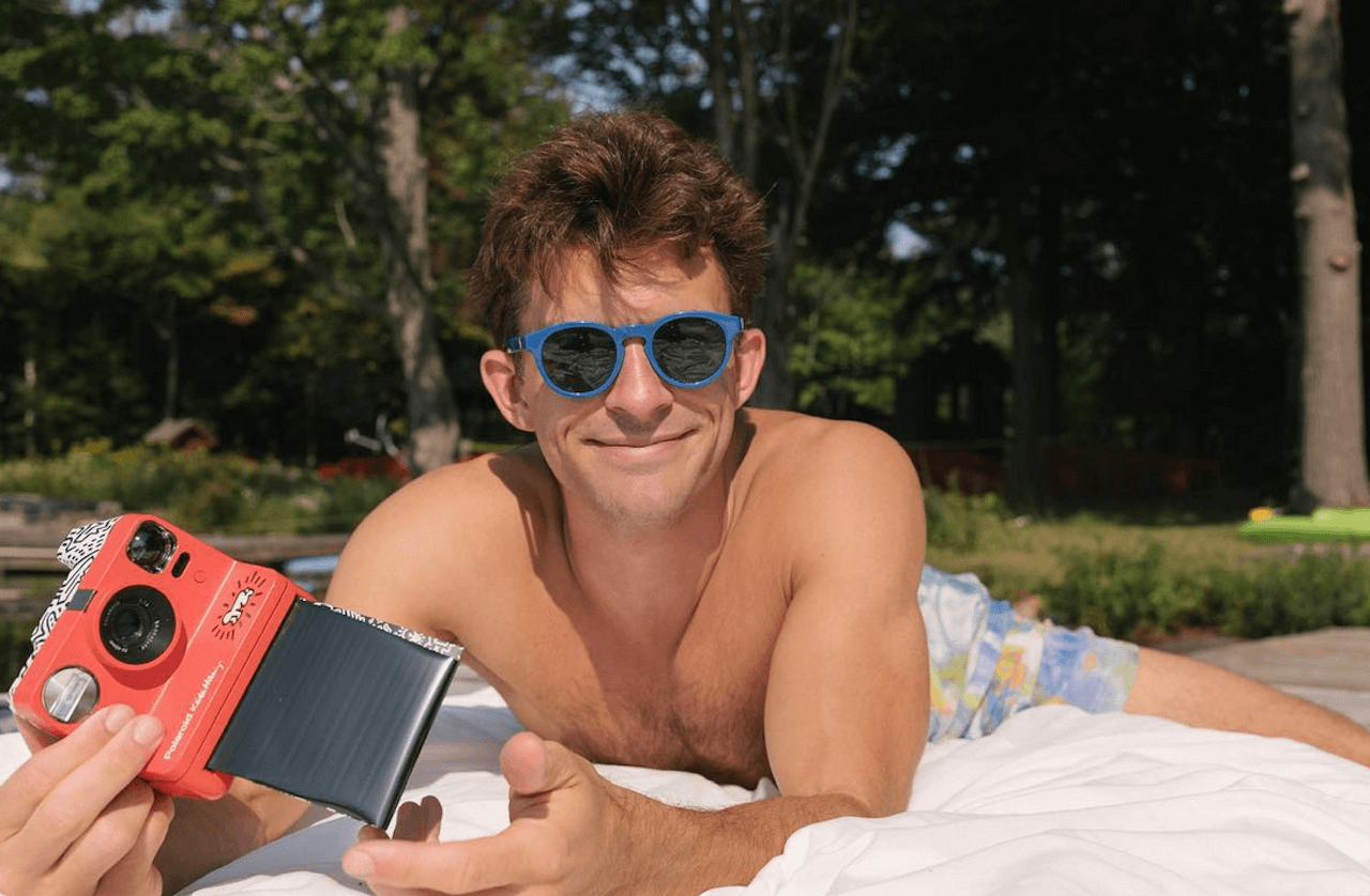Jonathan Bailey rivela di essere fidanzato: "È un uomo adorabile" - Jonathan Bailey 2 - Gay.it
