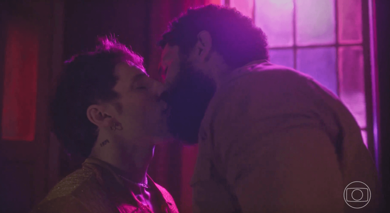 I più dolci e indimenticabili baci queer del 2023 tra serie tv e cinema - KELMIRO - Gay.it