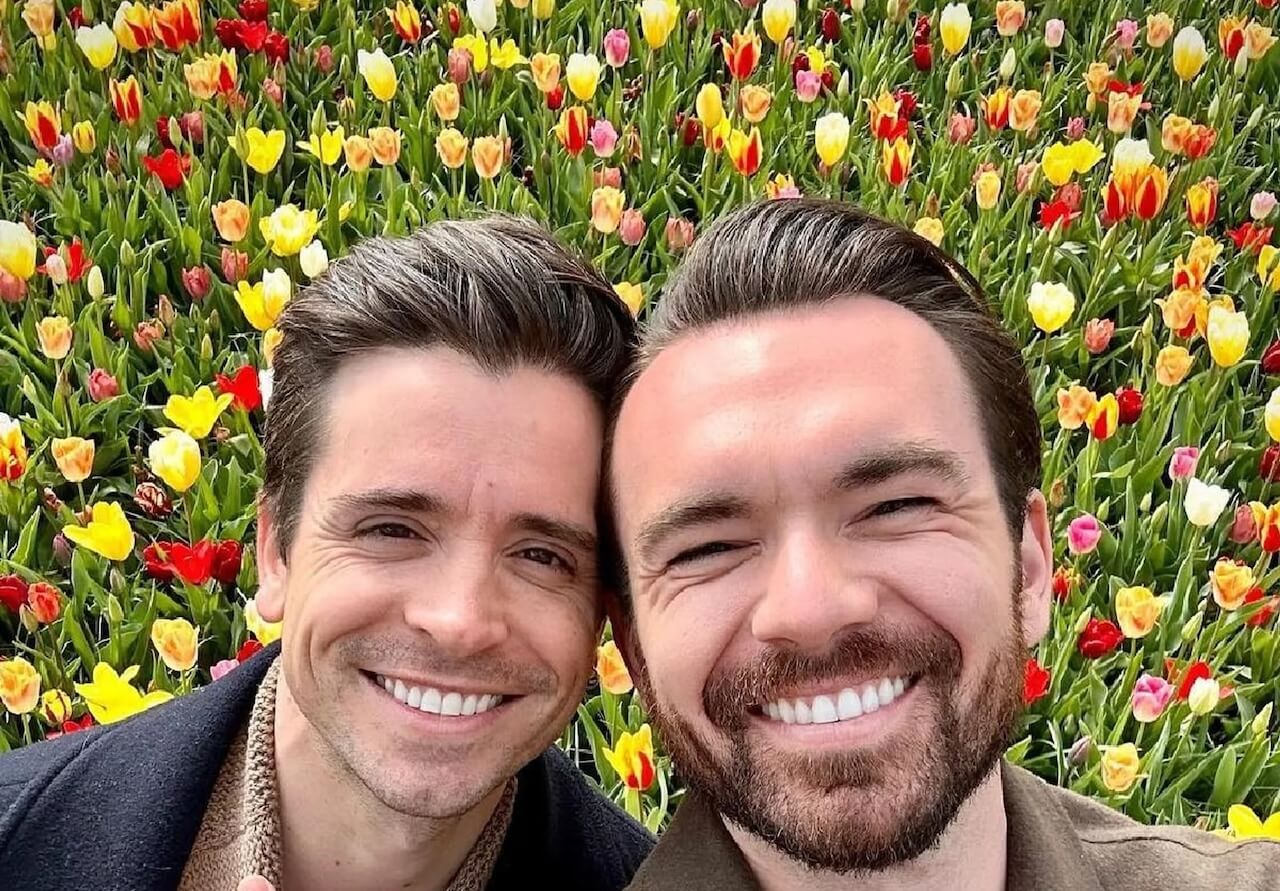 Tutte le coppie vip LGBTQIA+ che si sono fidanzate/sposate nel 2023 - Matt Doyle e Max Clayton - Gay.it