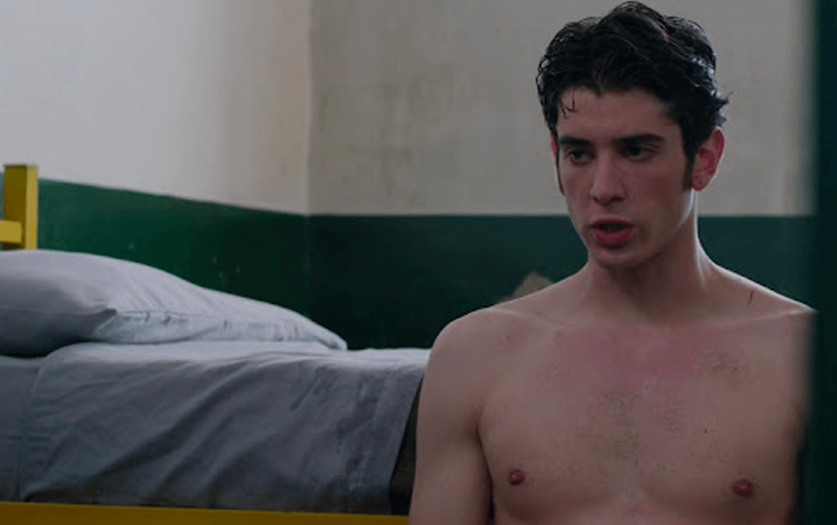 Nicolas Maupas Gay.it in "Mare Fuori"