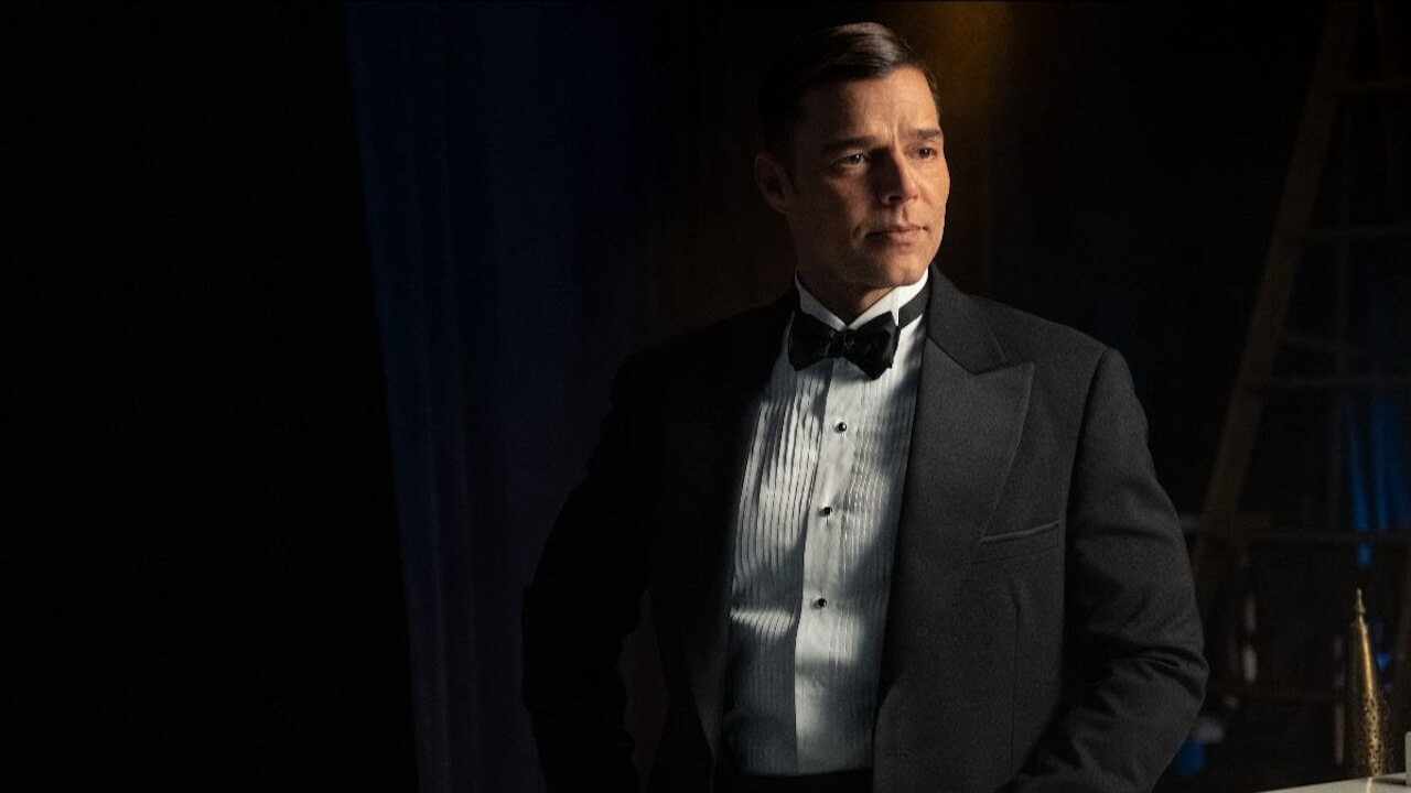 Palm Royale, primo trailer italiano della nuova serie con Ricky Martin protagonista - Ricky Martin in Palm Royale - Gay.it