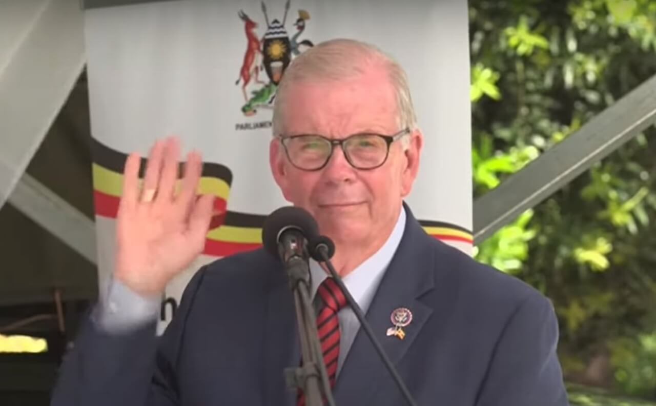 Tim Walberg, bufera sul repubblicano che difende l’omofoba legge dell’Uganda “Kill the Gay”