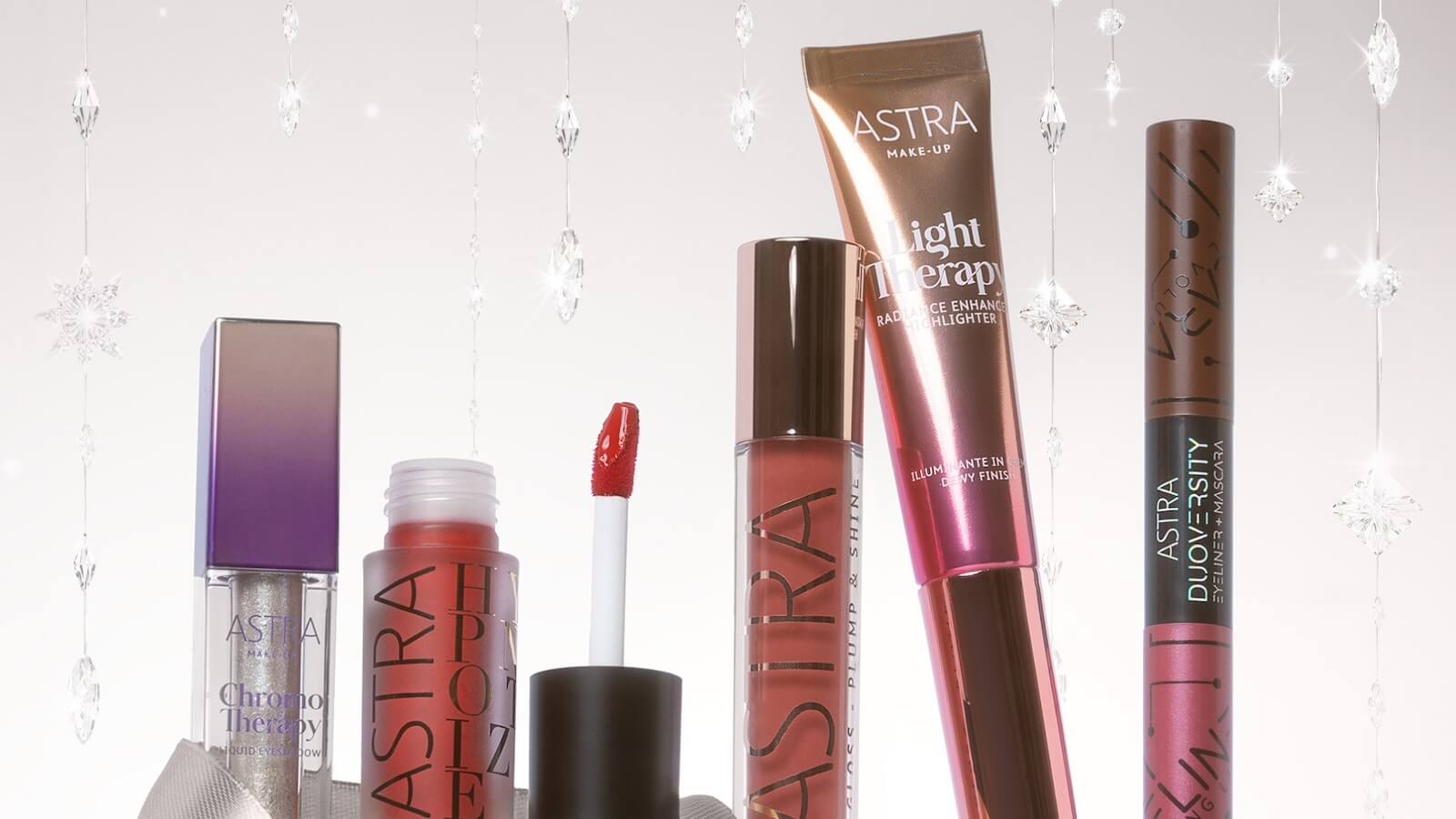 5 look perfetti per le feste con Astra Make-Up