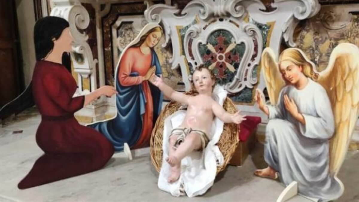 Il presepe di Don Vitaliano avrà due mamme: “Le famiglie arcobaleno colpite da critiche e condanne disumane e antievangeliche”