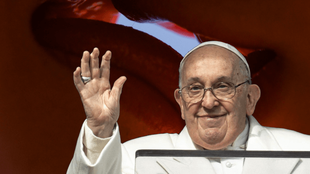 Papa Francesco approva benedizione di coppie omosessuali in Chiesa