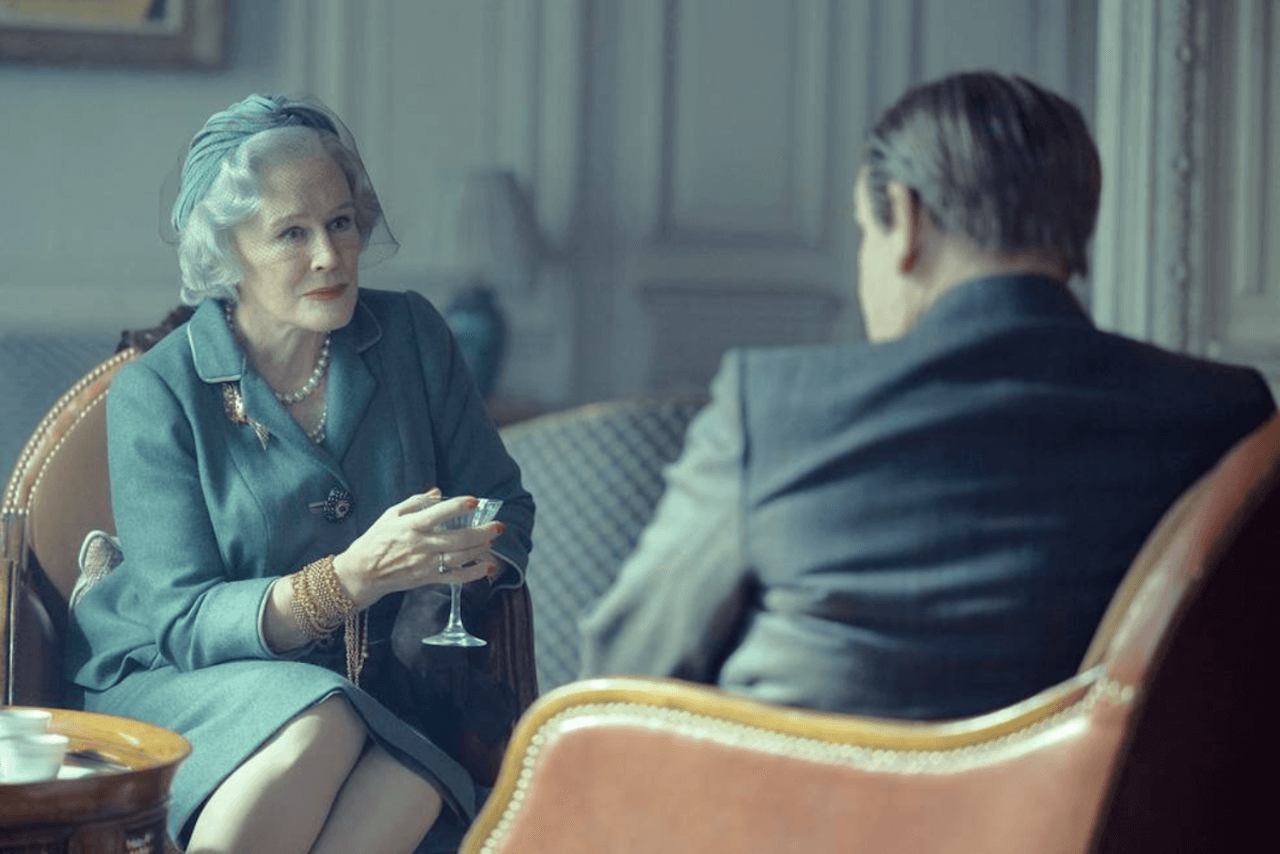 The New Look, prime immagini della serie con Glenn Close e Ben Mendelsohn nel ruolo di Christian Dior - unnamed1 - Gay.it