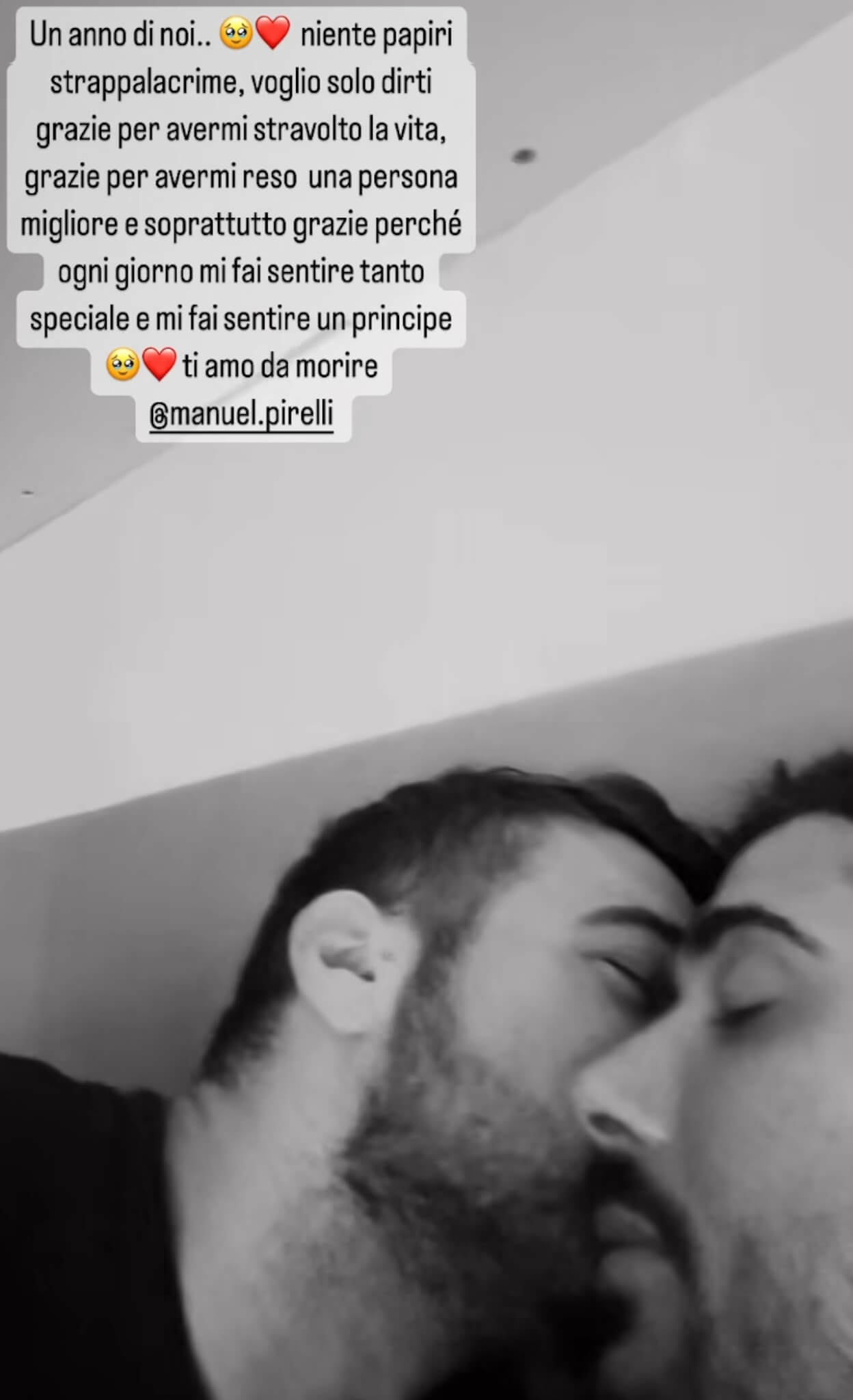 Alex Migliorini e Manuel Pirelli festeggiano il primo anniversario d'amore: "Un anno di noi, per sempre" - Alex Migliorini e Manuel Pirelli 3 - Gay.it