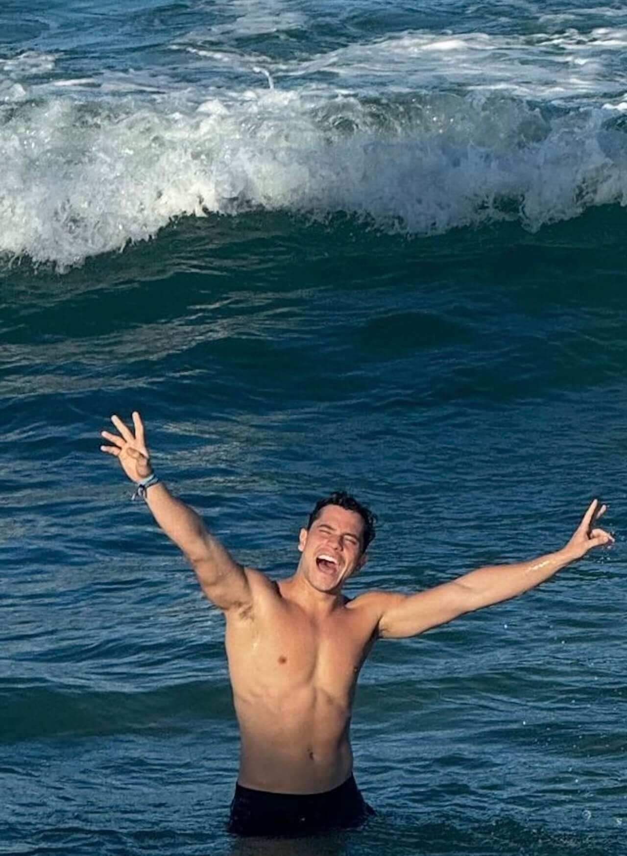 Os Donos do Jogo, André Lamoglia protagonista di una nuova serie dopo Elite (FOTO e VIDEO) - Andre Lamoglia 2 - Gay.it