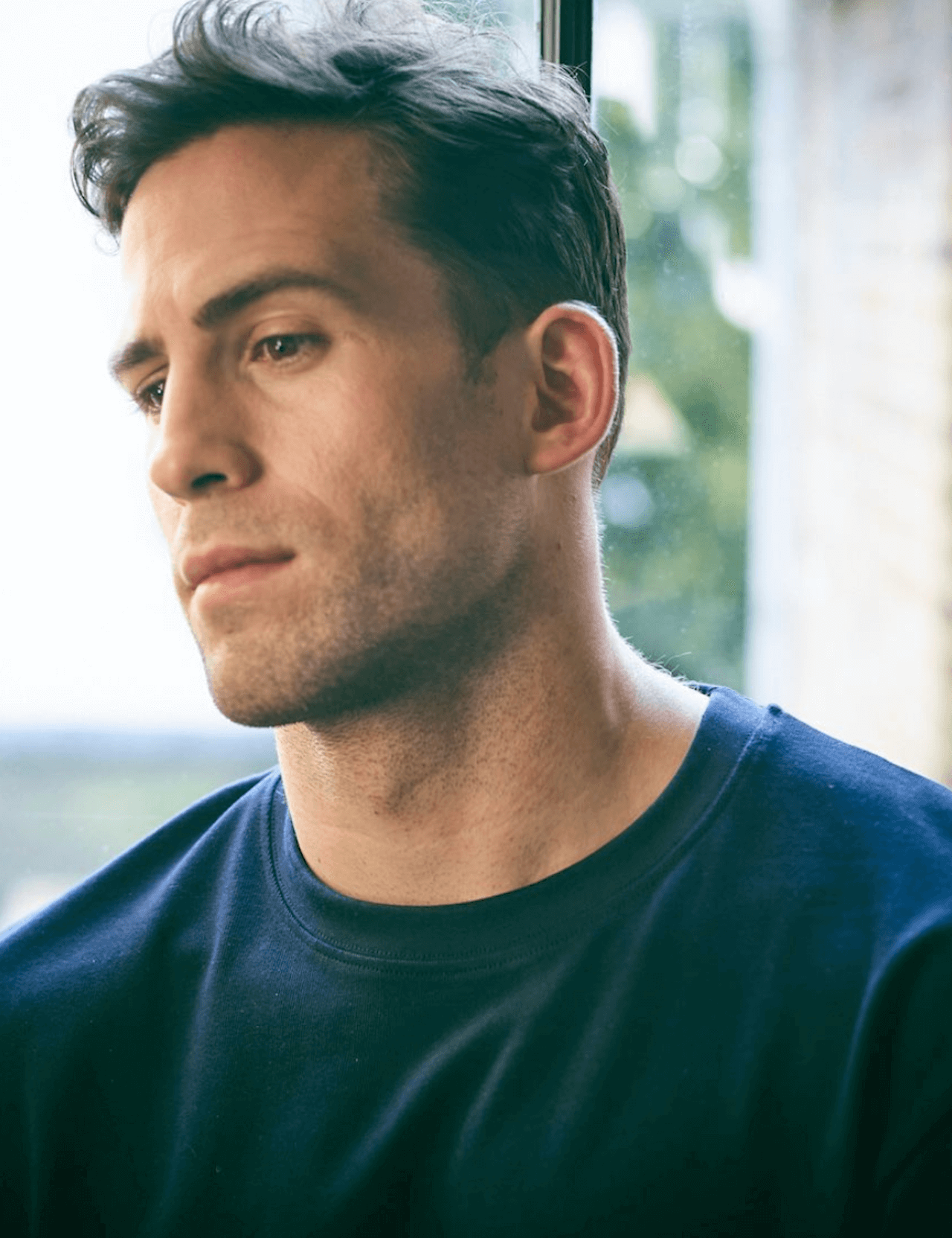 Un inganno di troppo, Dino Fetscher e l'importanza di una sana rappresentazione LGBTQIA+ in tv - Dino Fetscher - Gay.it