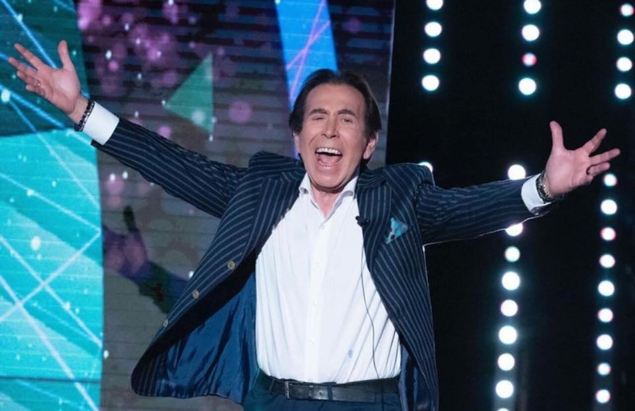 “Sono fluido”, Giucas Casella parla della sua sessualità: “Ho amato uomini e donne” - Giucas Casella - Gay.it