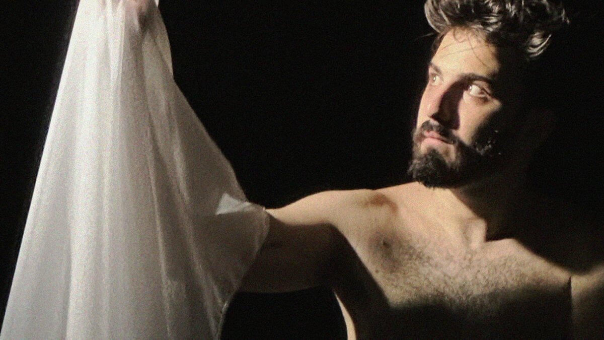 Dopo una lunga battaglia contro me stesso, ora sono davvero libero: “Falling” è il nuovo singolo di Sacrane, intervista